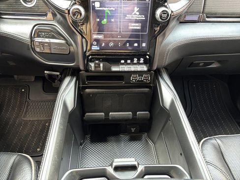 Used 2022 RAM 3500 Limited image 20