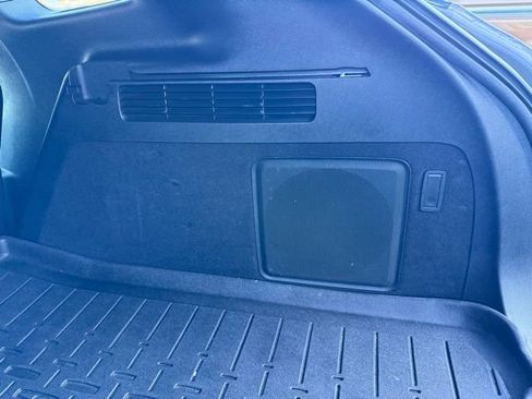 Used 2020 Lincoln Nautilus Reserve w/ Equipment Group 201A image 11