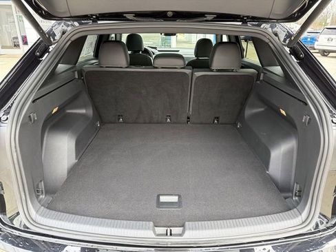 Used 2023 Volkswagen Atlas Cross Sport SEL image 26