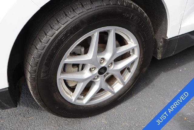 Used 2024 Ford Edge SEL w/ Convenience Package AWD/4WD image 8