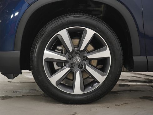 Used 2025 Honda Pilot Touring image 34