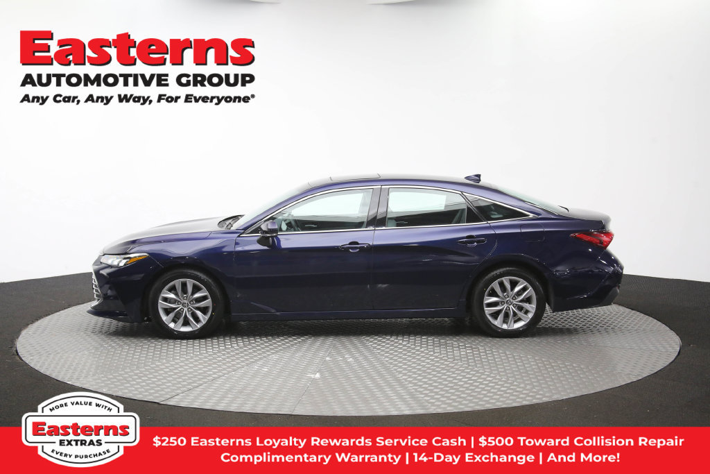 Used 2022 Toyota Avalon XLE w/ Moonroof Package FWD image 62
