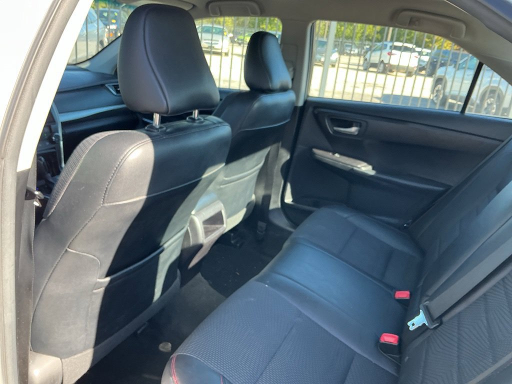 Used 2017 Toyota Camry SE FWD image 28