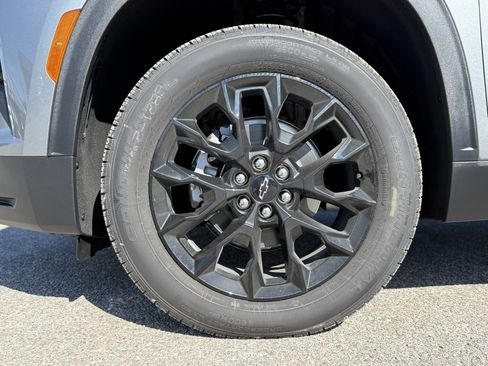 New 2026 Chevrolet Traverse LT w/ Midnight/Sport Edition image 10