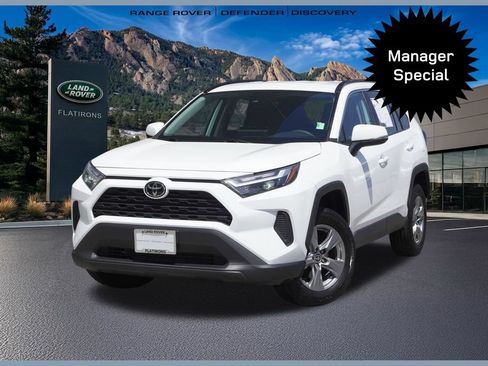 Used 2024 Toyota RAV4 XLE AWD/4WD image 1