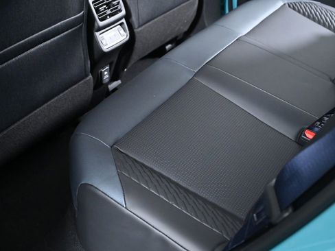 New 2026 Nissan Leaf Platinum+ w/ Cargo Package (Platinum+) image 32