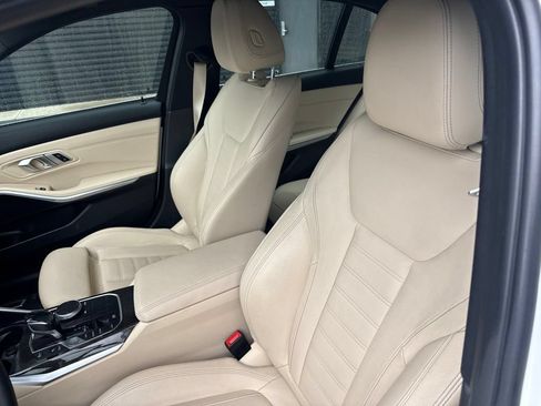 Used 2019 BMW 330i Sedan w/ Convenience Package RWD image 5