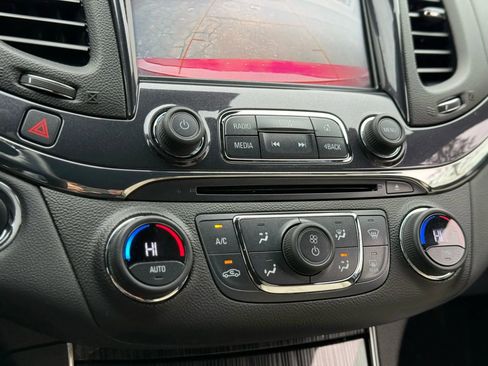 Used 2018 Chevrolet Impala Premier w/ Premier Confidence Package image 15