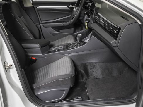 Used 2025 Volkswagen Jetta S FWD image 42