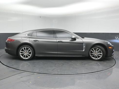 Used 2018 Porsche Panamera 4S Executive image 8