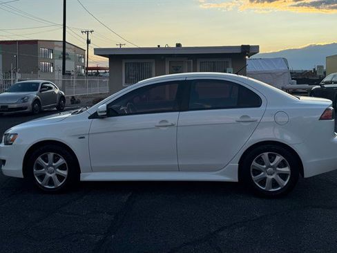Used 2015 Mitsubishi Lancer ES image 4