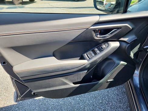 Used 2024 Subaru Crosstrek 2.5i Limited w/ Popular Package #4A image 12