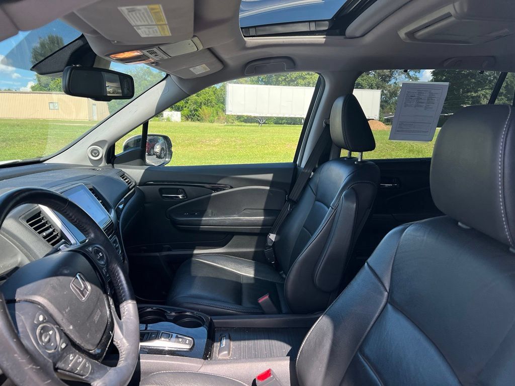 Used 2018 Honda Pilot Touring image 6