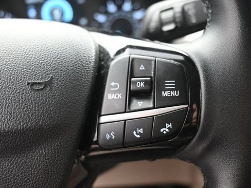 Used 2022 Ford Escape SEL FWD image 19