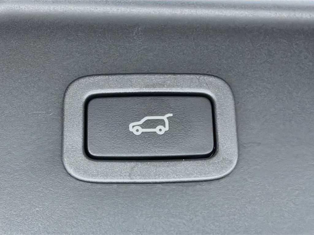 Used 2020 Land Rover Range Rover HSE AWD/4WD image 14