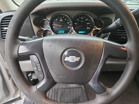 Used 2007 Chevrolet Silverado 2500 W/T RWD image 17