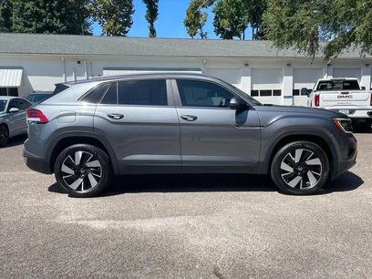 Used 2024 Volkswagen Atlas Cross Sport SE w/ Black Wheel Package