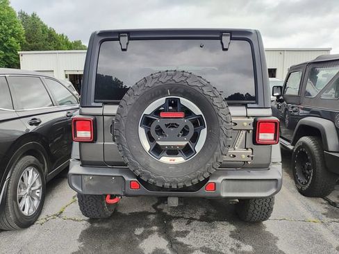 Used 2022 Jeep Wrangler Rubicon w/ Cold Weather Group AWD/4WD image 4
