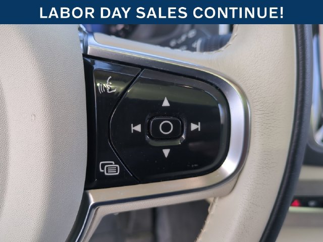 Certified 2024 Volvo XC90 B6 Ultimate w/ Protection Package Premier AWD/4WD image 18