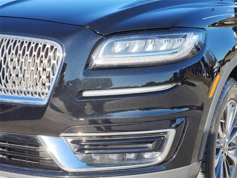 Used 2019 Lincoln Nautilus Select w/ Cargo Utility Package image 8