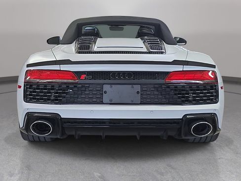 Used 2021 Audi R8 V10 w/ Premium Package RWD image 8