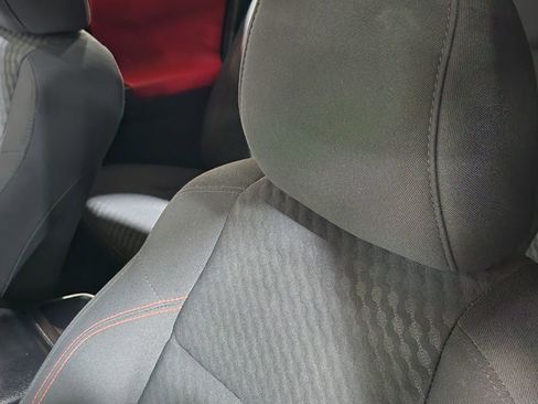 Used 2020 Toyota Tacoma SR5 RWD image 34