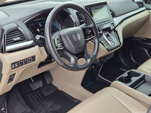 Used 2024 Honda Odyssey Touring image 10