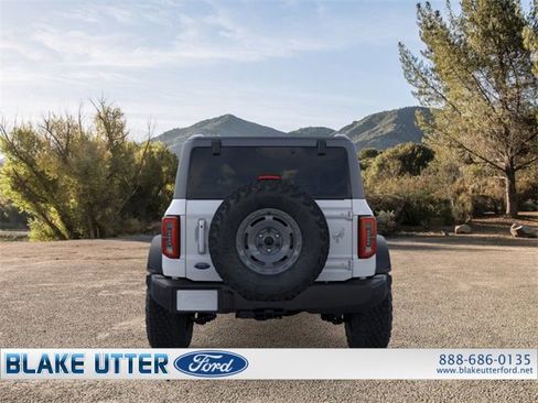 New 2025 Ford Bronco Outer Banks w/ Sasquatch Package image 5