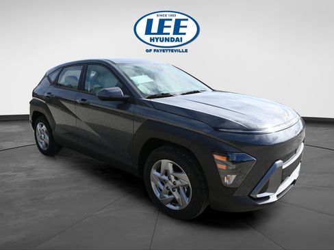 Used 2026 Hyundai Kona SE FWD image 1