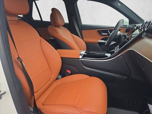 Certified 2026 Mercedes-Benz GLC 300 image 19