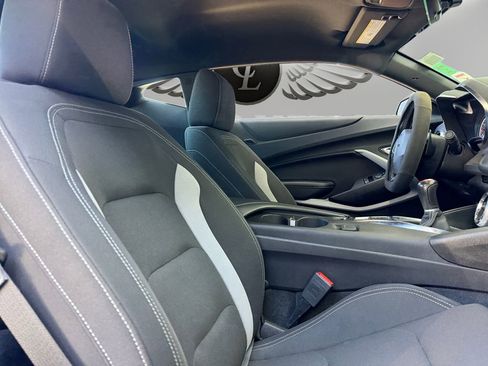 Used 2023 Chevrolet Camaro LT image 14