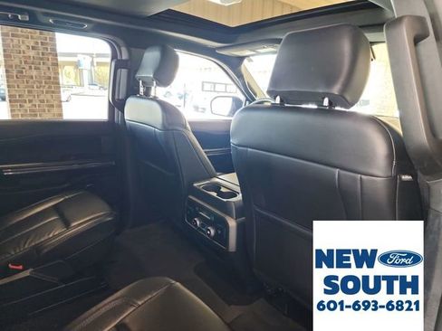 Used 2020 Ford Expedition XLT w/ Equipment Group 202A image 33