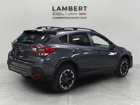 Used 2023 Subaru Crosstrek 2.0i Premium image 5