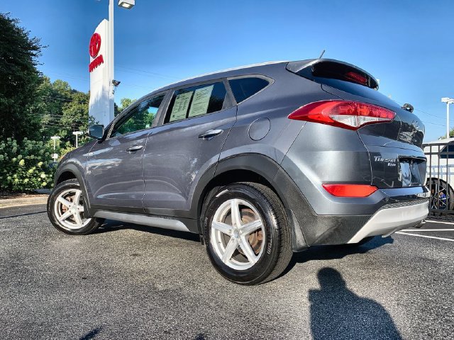Used 2017 Hyundai Tucson Eco w/ Cargo Package AWD/4WD image 6