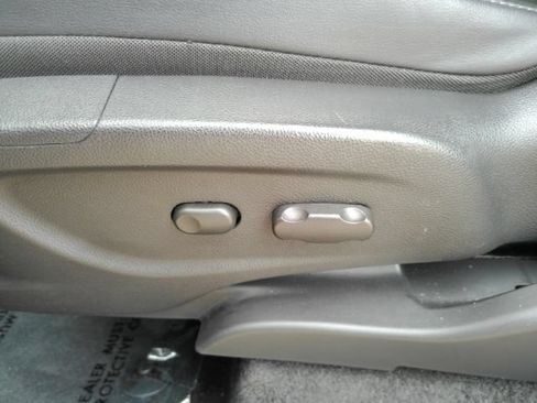 Used 2021 Buick Encore Preferred FWD image 13