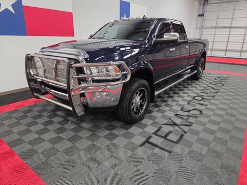 Used 2017 RAM 3500 Laramie Longhorn image 3