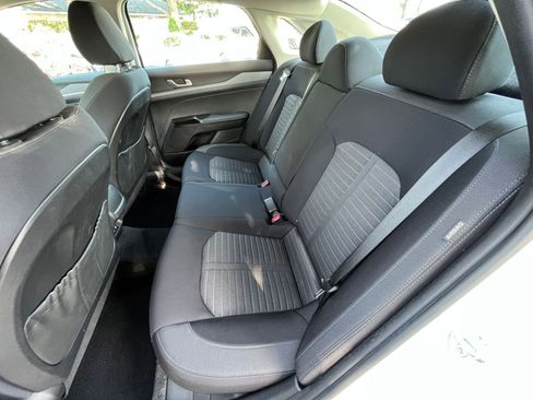 Used 2025 Kia K5 LXS image 23