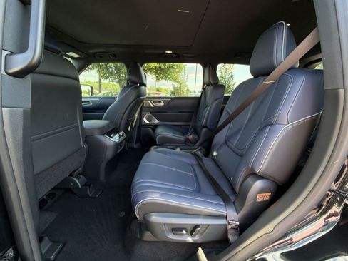 Used 2026 INFINITI QX80 4WD w/ Sport Exterior Package image 25