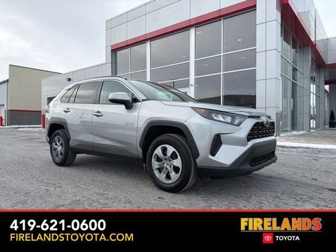 Certified 2019 Toyota RAV4 LE w/ All Weather Liner Package image 1