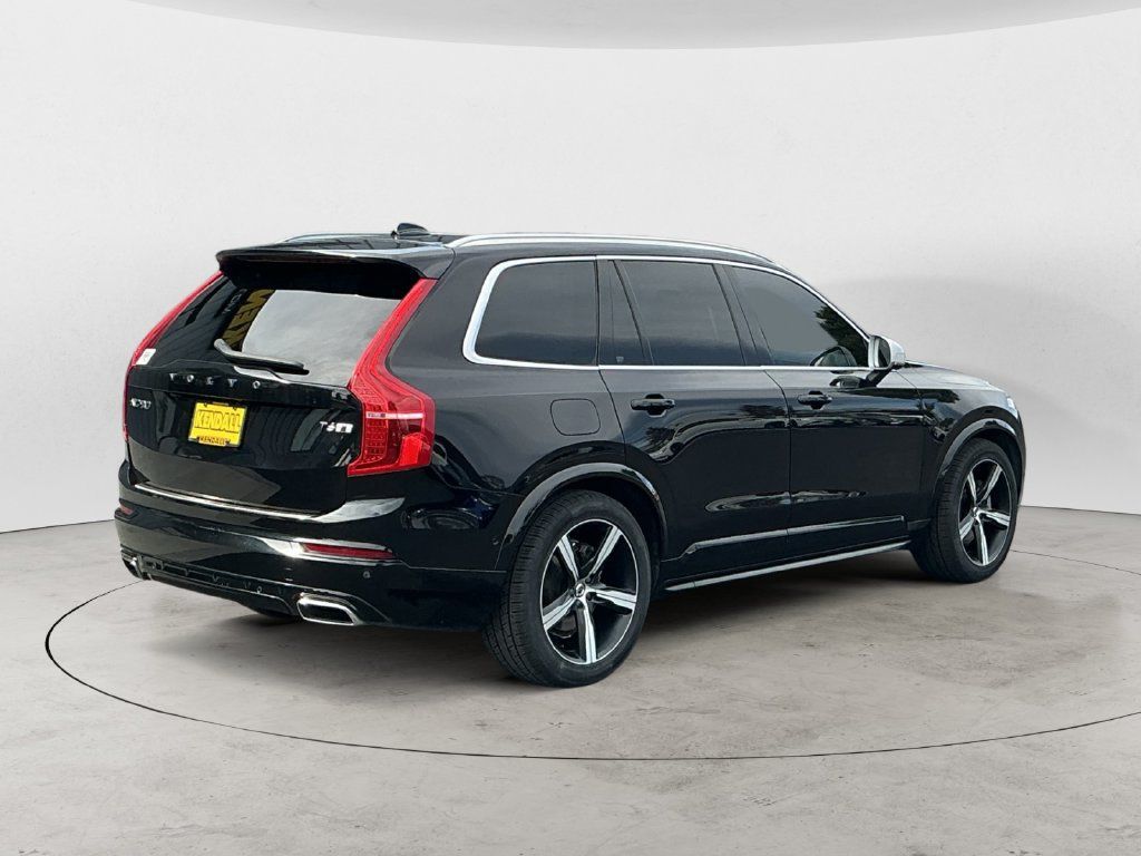 Used 2019 Volvo XC90 T6 R-Design w/ Protection Package AWD/4WD image 5