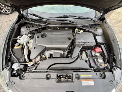 Used 2016 Nissan Altima 2.5 SV w/ Convenience Package FWD image 38