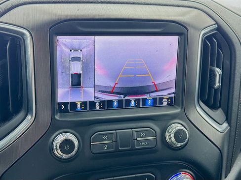 Used 2022 GMC Sierra 2500 AT4 w/ AT4 Preferred Package AWD/4WD image 10