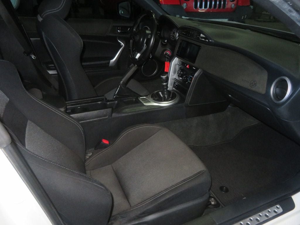 Used 2020 Toyota 86 RWD image 22