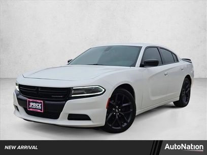 Used 2020 Dodge Charger SXT w/ Blacktop Package