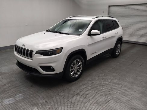 Used 2021 Jeep Cherokee Latitude Lux w/ Comfort/Convenience Group AWD/4WD image 2