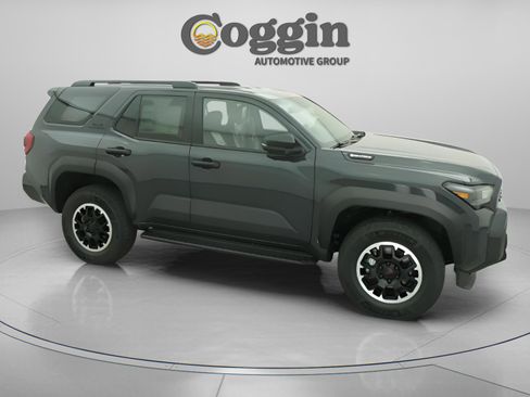 New 2026 Toyota 4Runner TRD Off-Road Premium AWD/4WD image 24