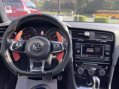 Used 2018 Volkswagen GTI S FWD image 12