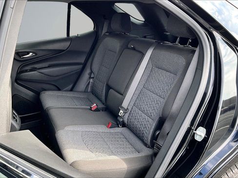 Used 2023 Chevrolet Equinox LT image 27