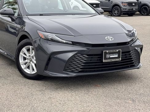 Used 2025 Toyota Camry LE FWD image 3