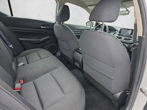 Used 2019 Nissan Altima 2.5 S image 11